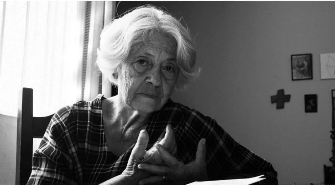 Adélia Prado: conheça a escritora homenageada no Prêmio Jabuti 2020 - Culturadoria