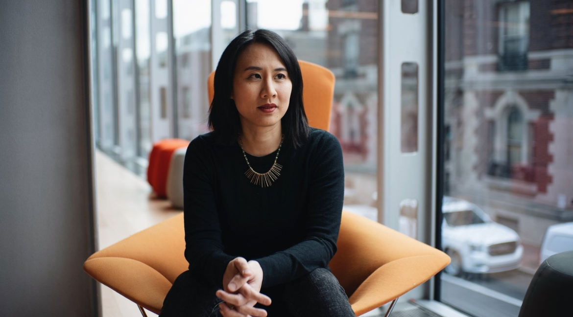 Celeste Ng autora de Os corações perdidos Foto Kieran Kesner