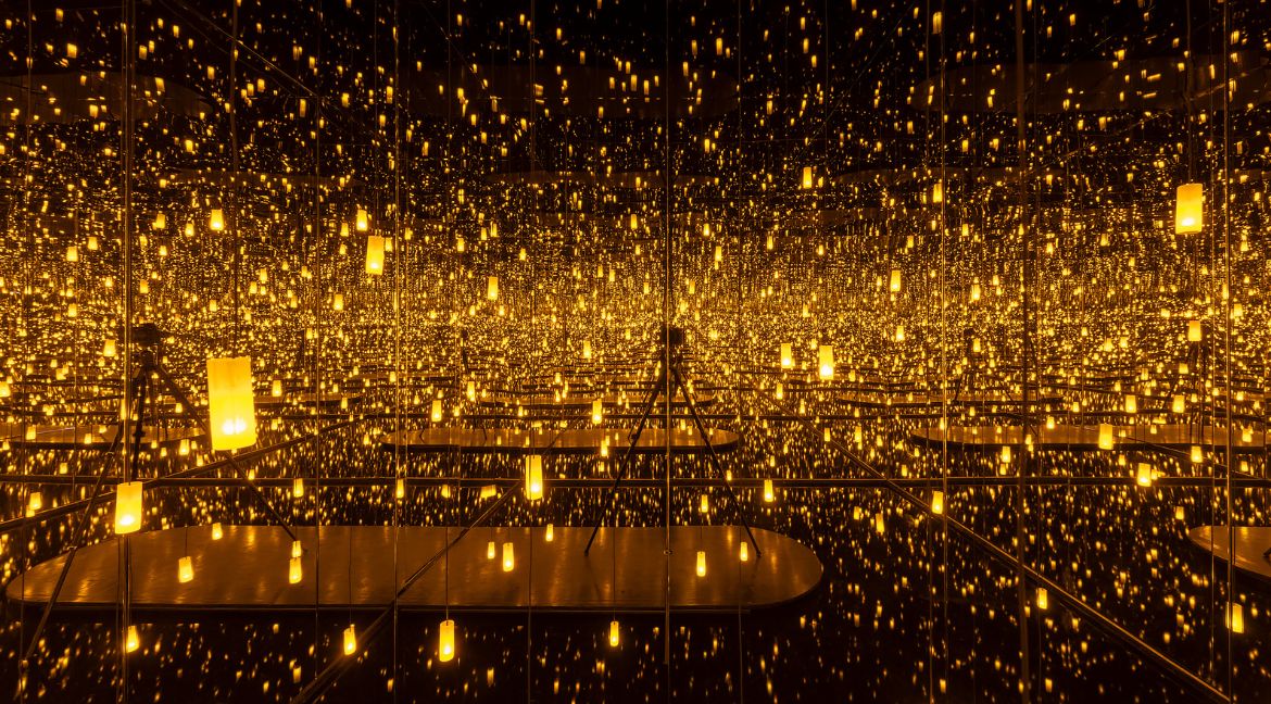 A obra Aftermath of Obliteration of Eternity, de Yayoi Kusama no Inhotim. Foto: Daniel Mansur