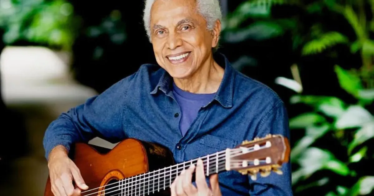 O cantor e compositor Paulinho da Viola, que completou 80 anos em 2022, chega a BH em agosto (Leo Aversa/Divulgação)