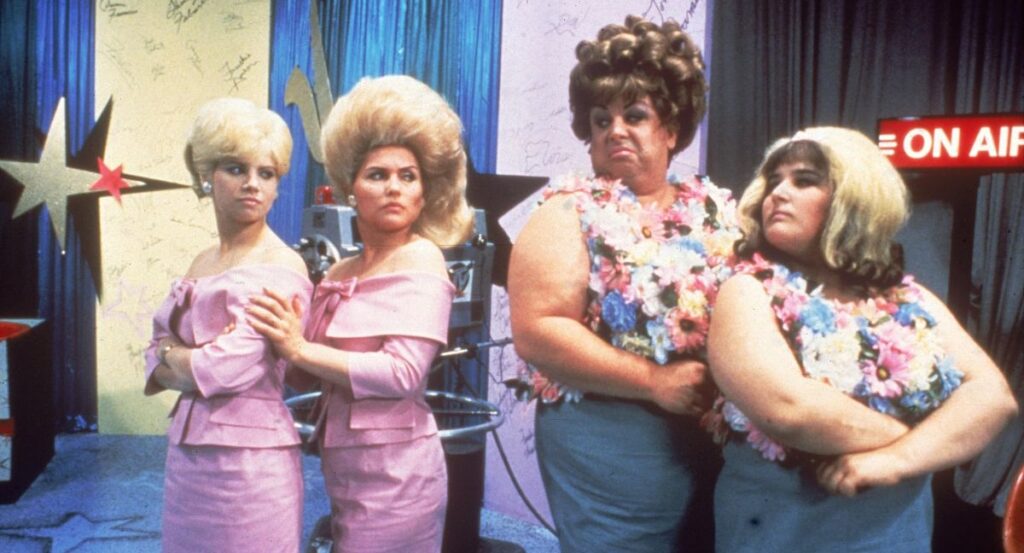 Frame de "Hairspray - E Éramos Todos Jovens", dirigido por John Waters e lançado em 1988 (FCS/Divulgação)