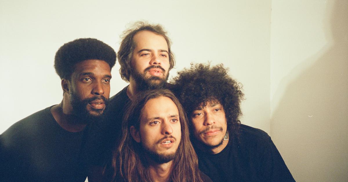 Boogarins. Foto: Gabriel Rolim