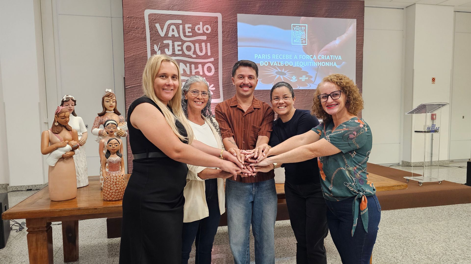 Artistas do Vale do Jequitinhonha vão representar Minas em Paris. Foto: Carol Braga/Culturadoria